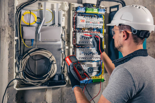 Best Local Electrician Companies  in Cassville, MO